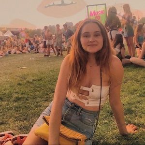 Meet your Posher, Maddie